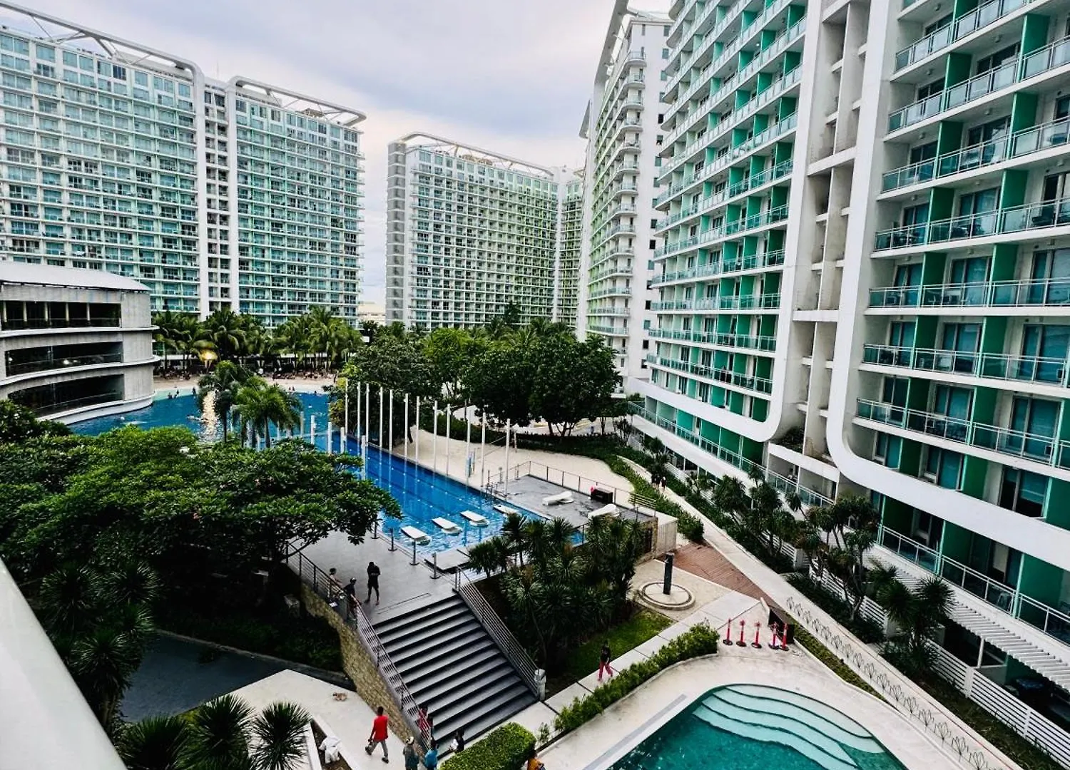 Casa Avisha At Azure Urban Resort Paranaque City Philippines